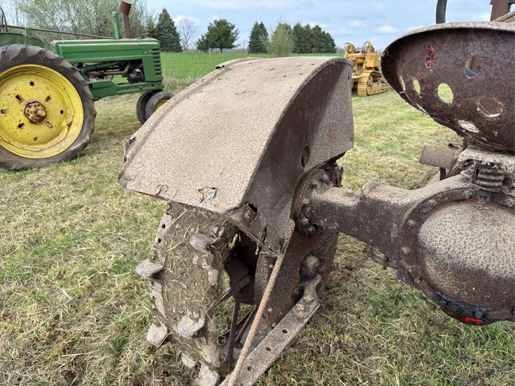 farmall-f-20-image-11