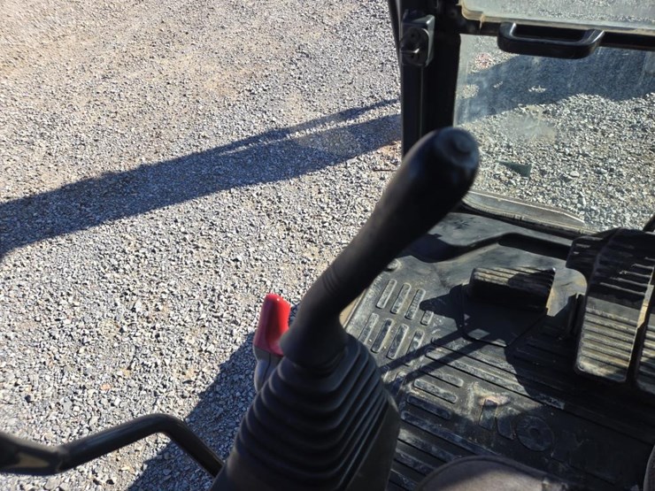 komatsu-pc210-lc-10-image-54