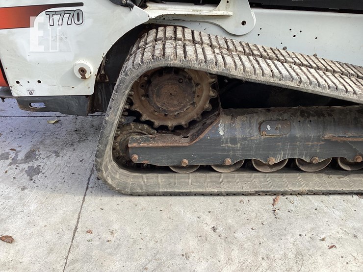 2018-bobcat-t770-image-12