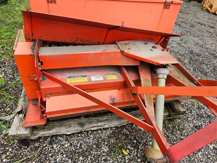 #2091-•-jacobsen-548-3pt-offset-slit-seeder-image-11