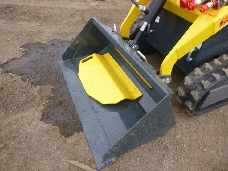 2025-sdlanch-sdll50-skid-steer-track-loader-image-9