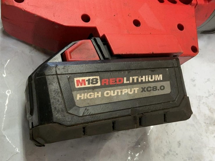 #103-•-milwaukee-1”-d-handle-high-torque-impact-wrench-image-5