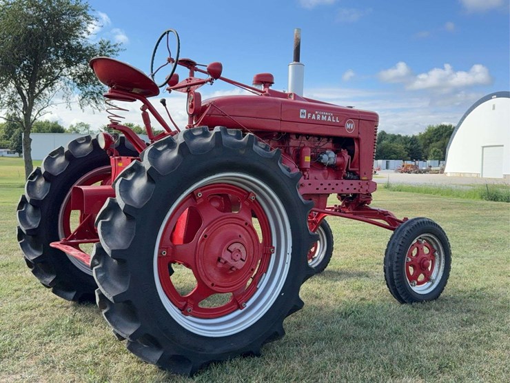 farmall-mv-image-10