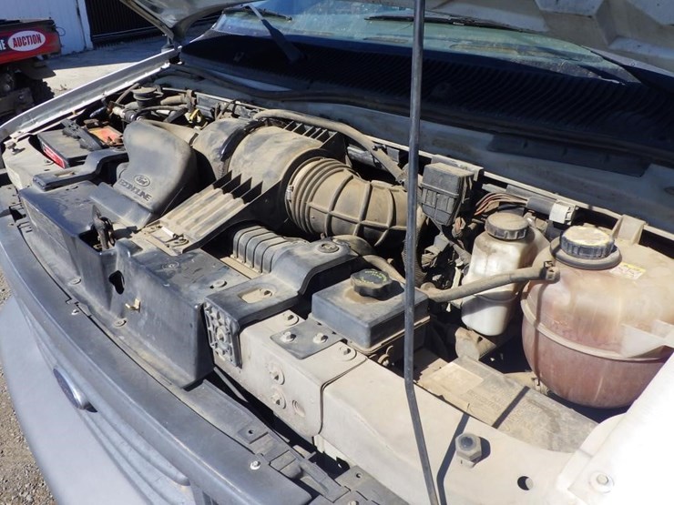 2007-ford-econoline-350-image-9