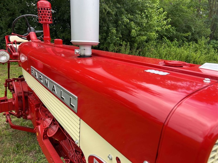 farmall-560-diesel-image-19