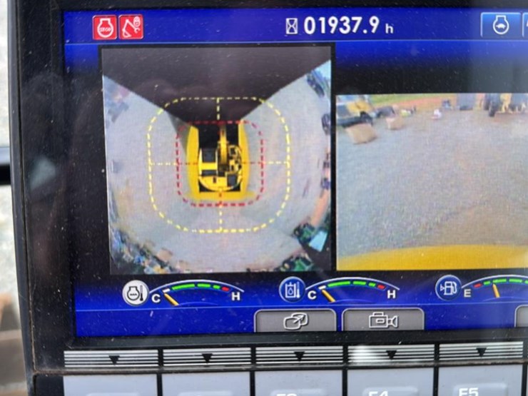 2022-komatsu-pc138-image-37