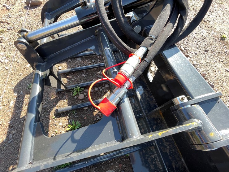 #8242-•-wolverine-compact-tractor-manure-fork-grapple-image-9