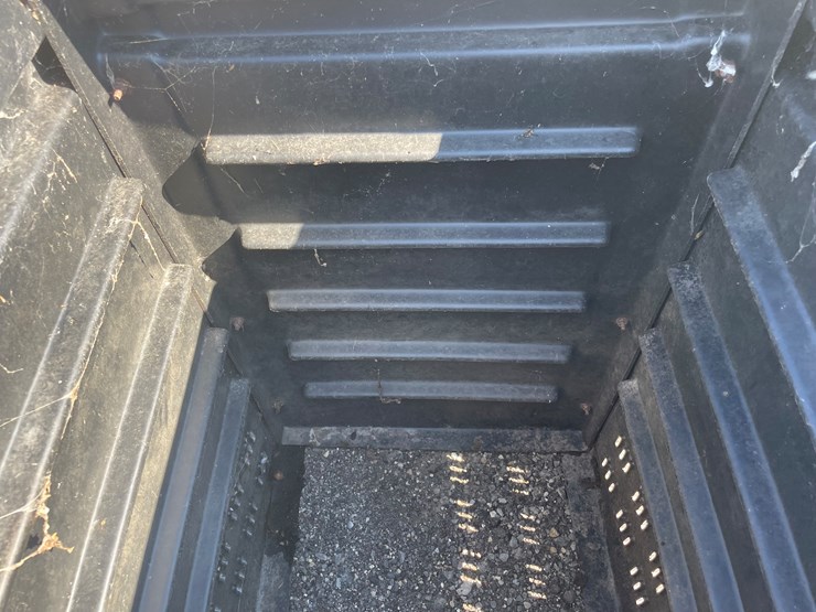 #6641-•-compost-bin-image-12