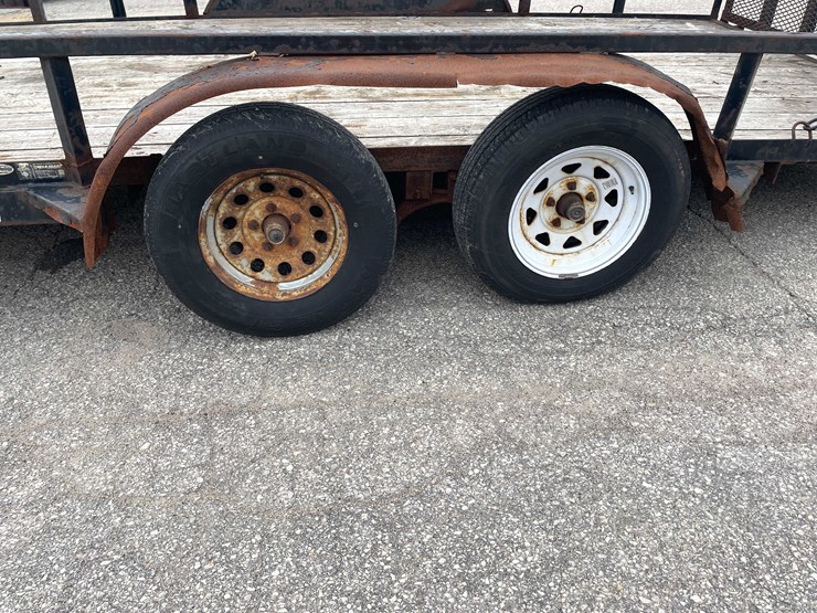#1974-•-2015-load-trail-18'-trailer-(has-wi-title)-image-12