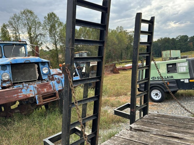 #2201-•-1989-equipment-trailer-image-11