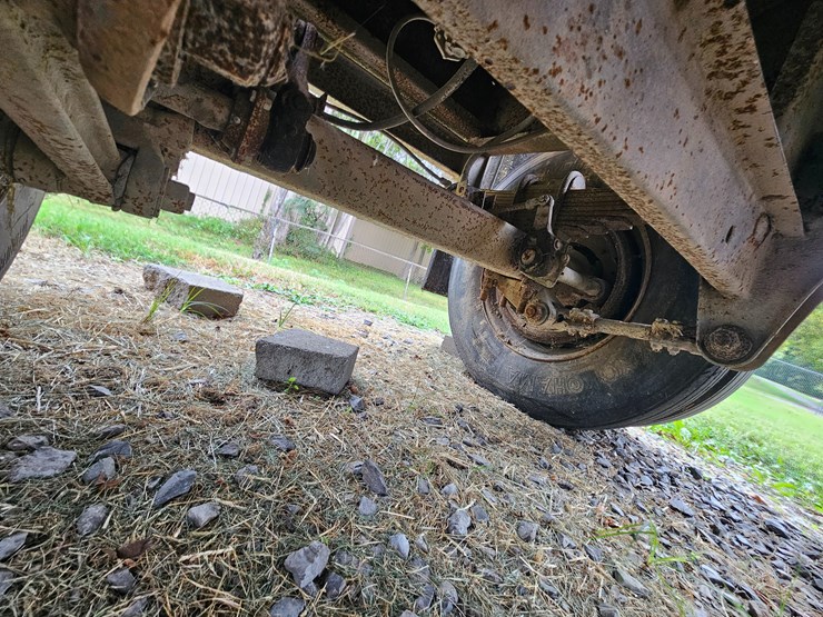 1977-fruehauf-28'-end-dump-image-38
