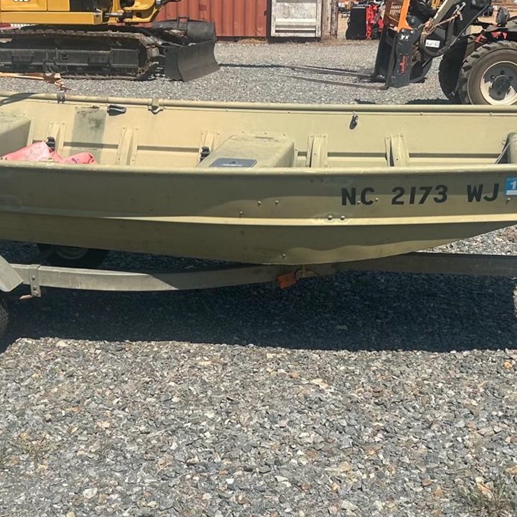 #2375 • John Boat