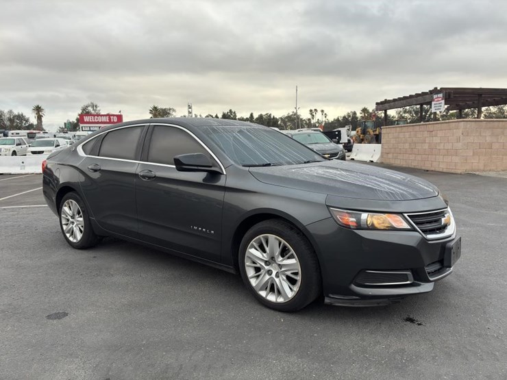 2018-chevrolet-impala-sedan-image-2