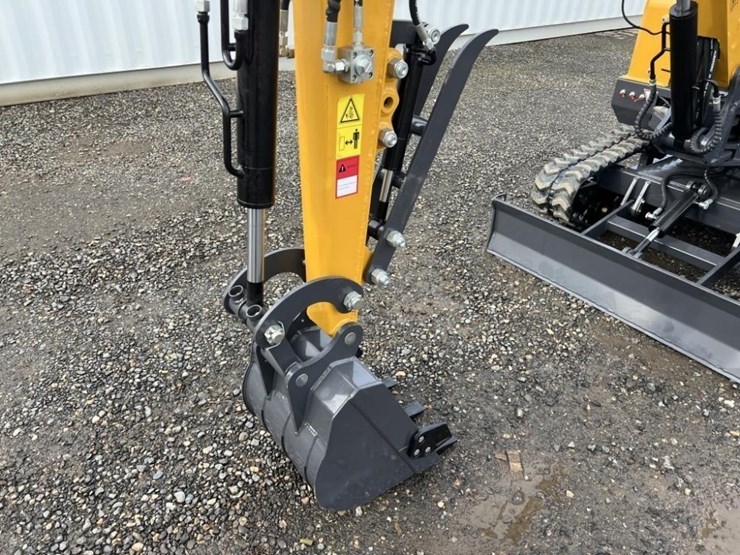 2025-cfg-mx50r-mini-hydraulic-excavator-image-12