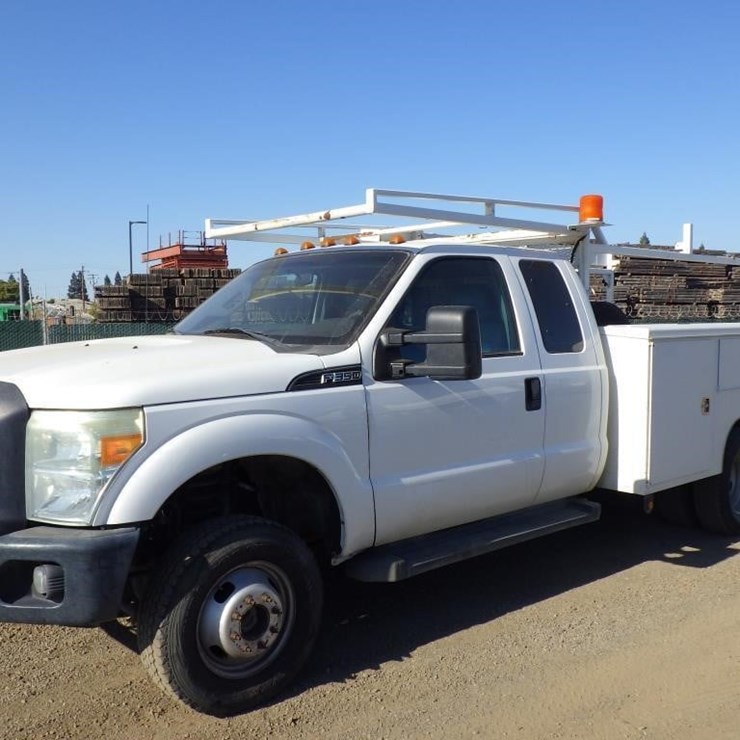 2015 FORD F350