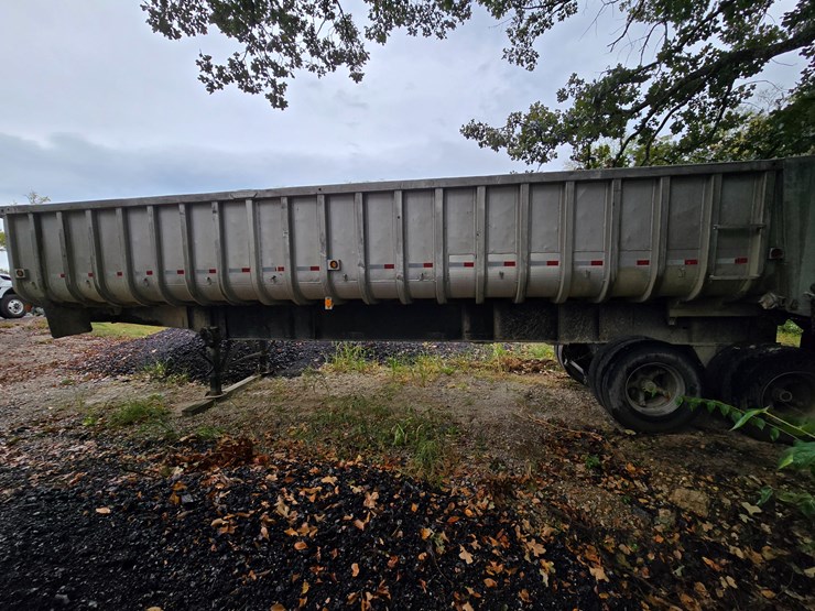 1970-fruehauf-end-dump-trailer-image-10