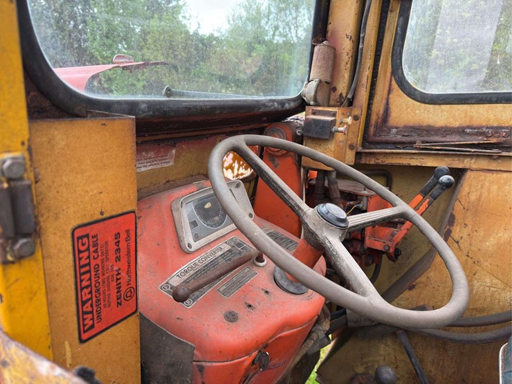 ford-backhoe-image-16