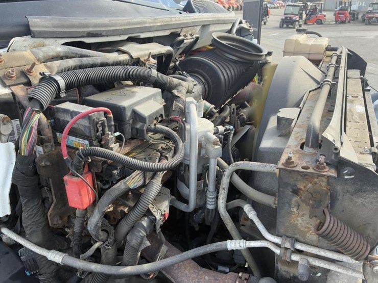 2008-gmc-c7500-dump-truck-image-9