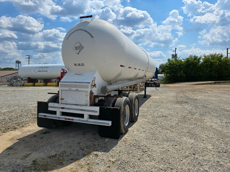 #16593-•-1970-mississippi-tank-company-gas-tank-trailers-image-30