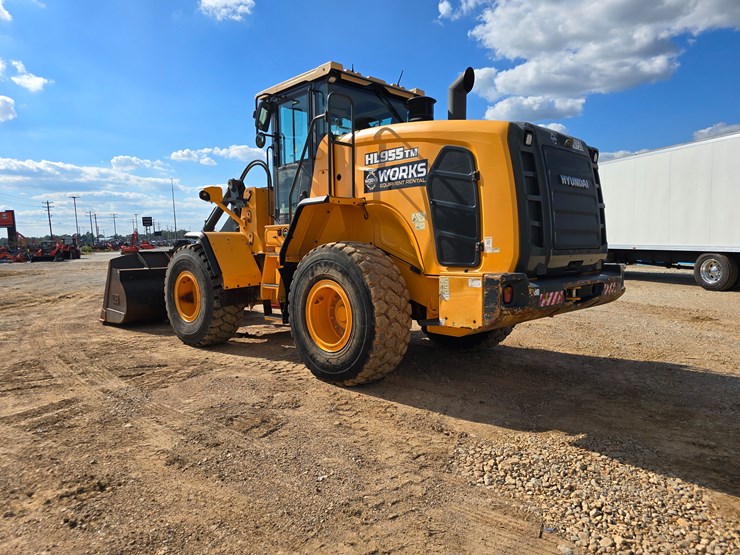 2019-hyundai-hl955tm-image-15