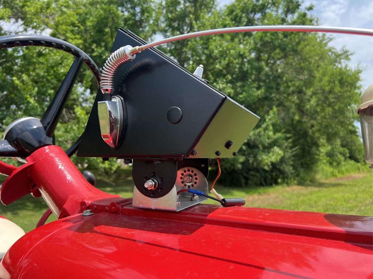 farmall-560-lp-image-41