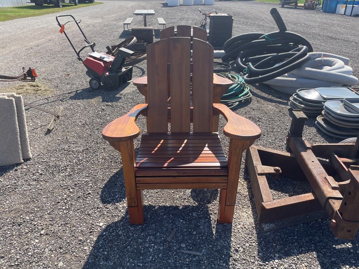 #6646-•-(2)-wooden-patio-chairs-image-13