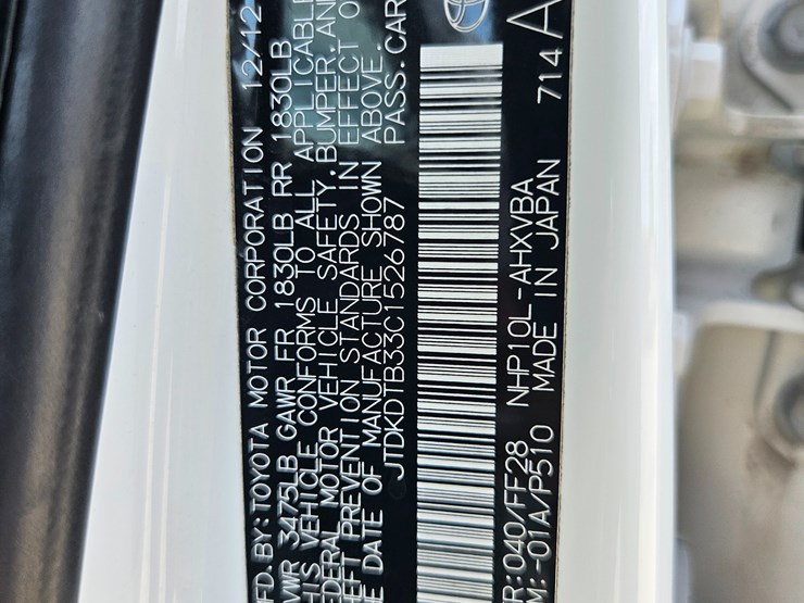 #16993-•-2012-toyota-prius-c-passenger-car-image-26