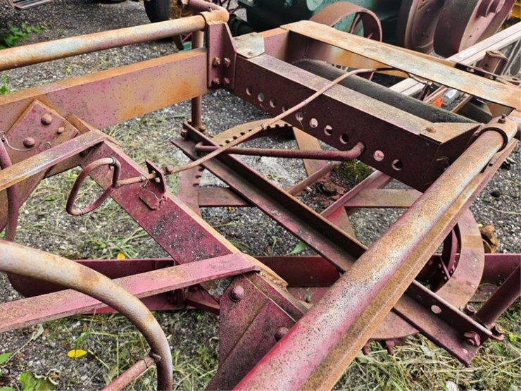 #2010-•-illinois-s-15a-pull-type-8'-grader-image-15