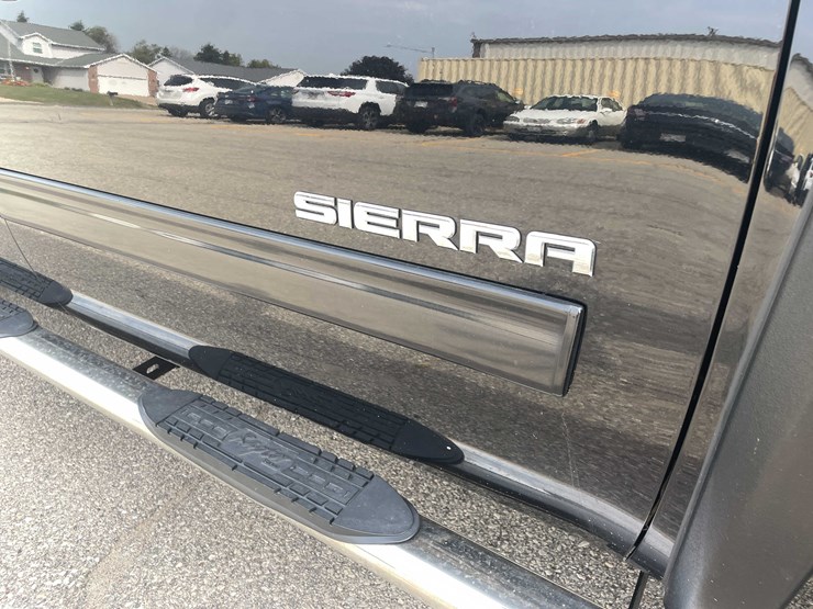 #1966-•-2011-gmc-sierra-(has-wi-title)-(of)-image-18