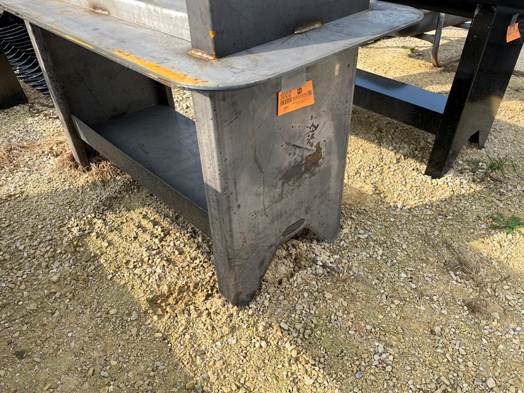 #3002-•-metal-welding-table-image-5