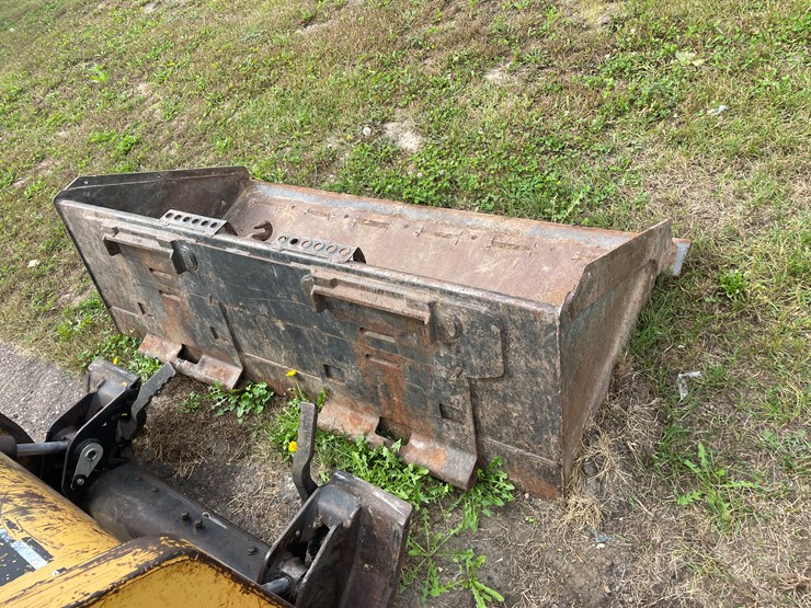 2002-caterpillar-257-image-20