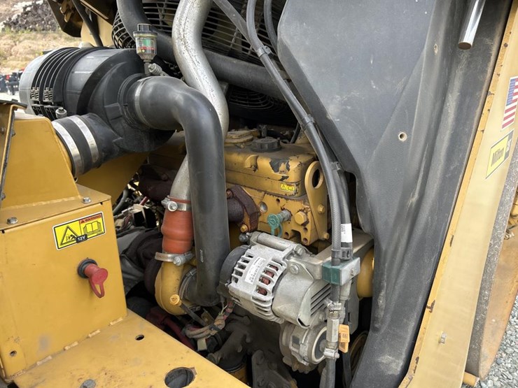 caterpillar-cb54-image-32