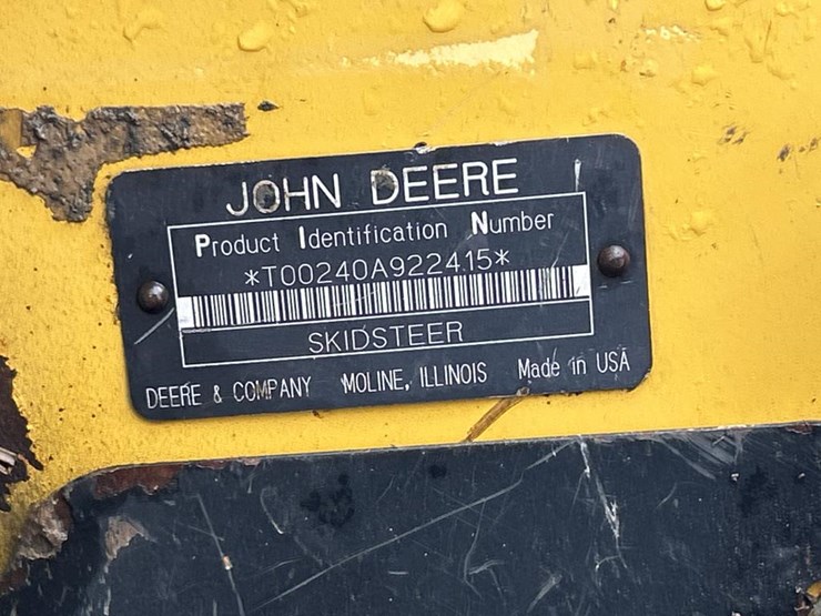deere-240-image-56