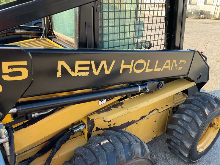 1980-new-holland-lx885-image-25