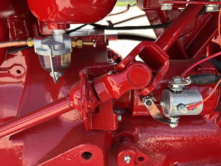 farmall-340-image-58
