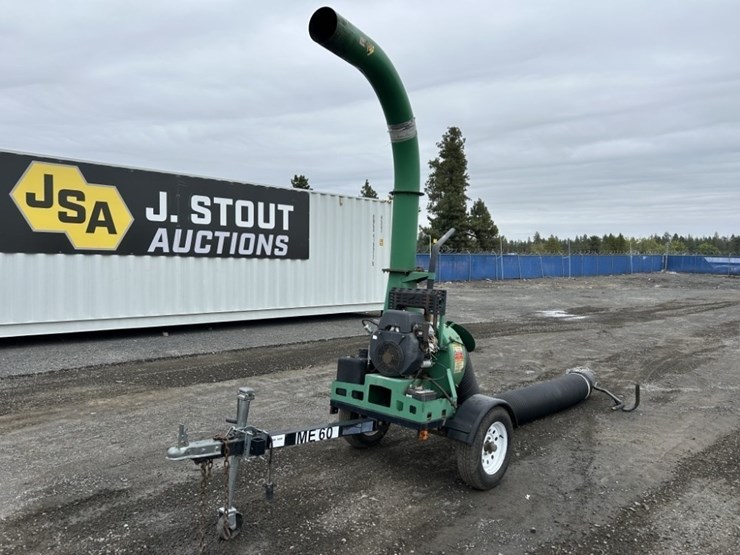 billy-goat-dl2500s-towable-debris-loader-image-1
