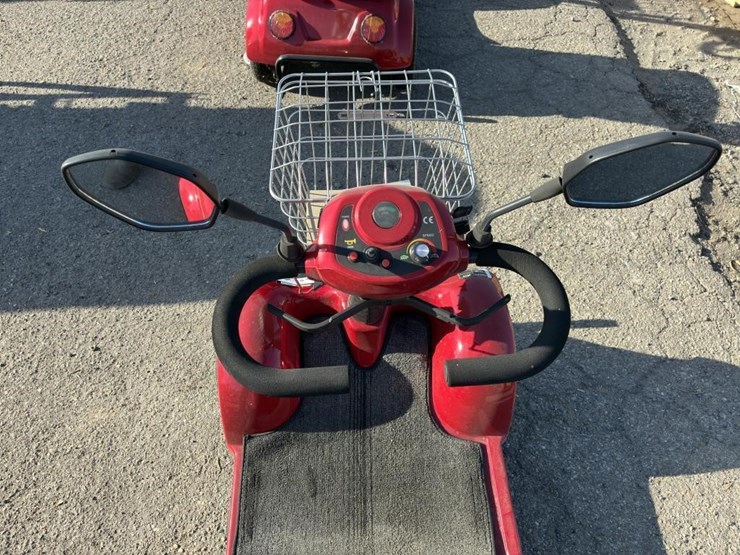 electric-mobility-scooter-image-5