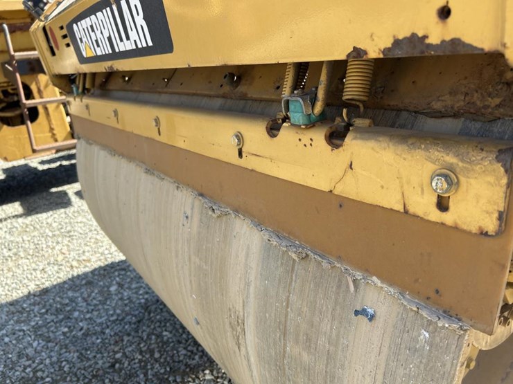 caterpillar-cb54-image-50