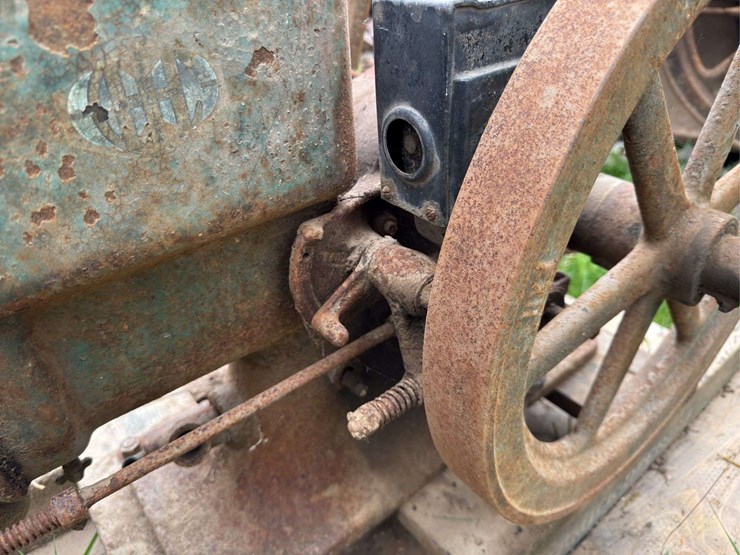 1.5hp-mccormick-deering-ihc-m-image-8