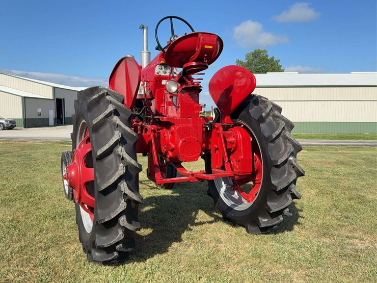 farmall-350-diesel-high-crop-image-12