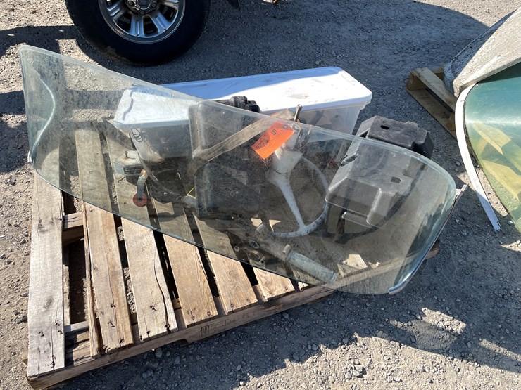 #6776-•-1959-glasspar-boat-parts-image-1