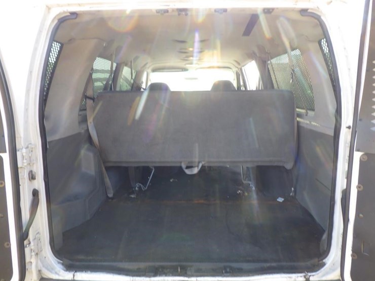 2006-ford-econoline-350-image-8