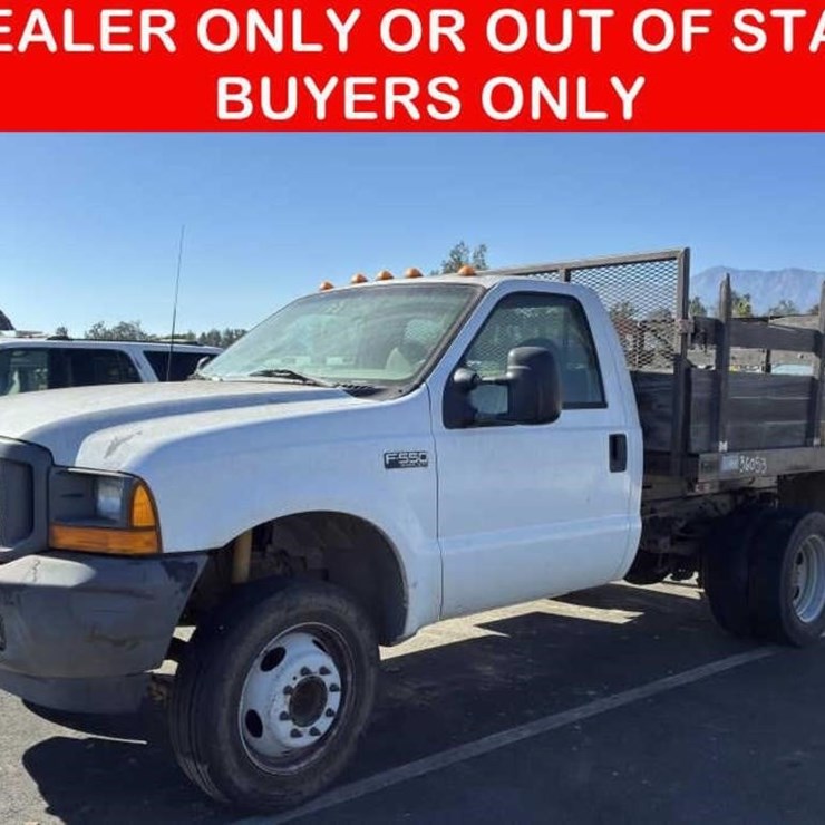 2001 FORD F550