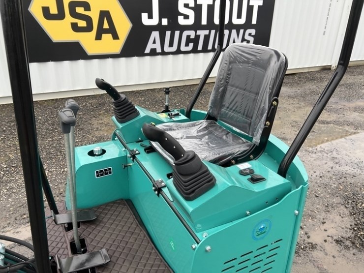 2025-cfg-h15r-mini-hydraulic-excavator-image-9
