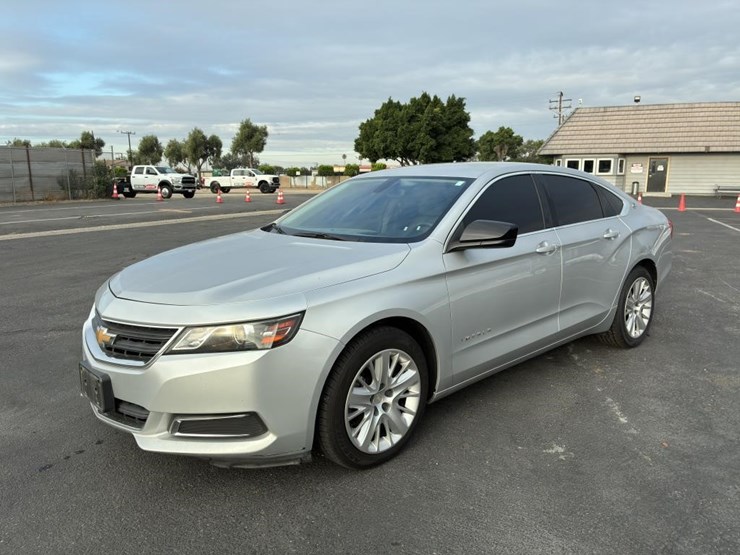 2018-chevrolet-impala-sedan-image-1