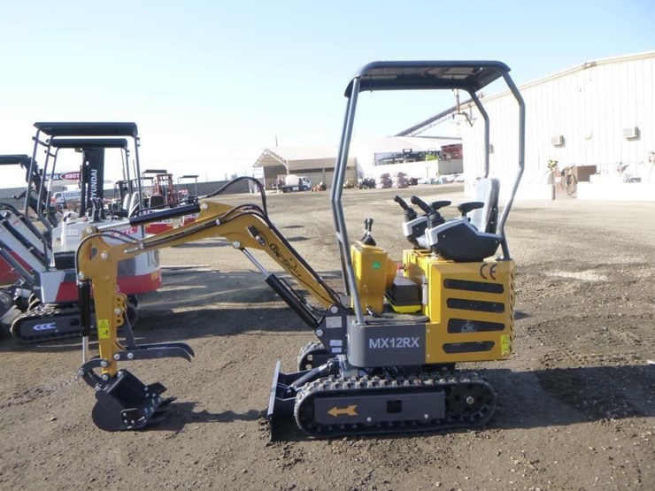 2025-agt-mx12rx-hydraulic-excavator-image-5