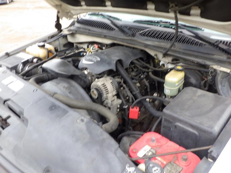 2002-chevrolet-1500-image-8