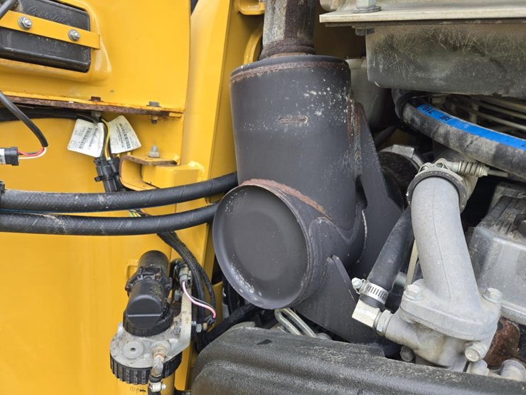 caterpillar-257b3-image-40