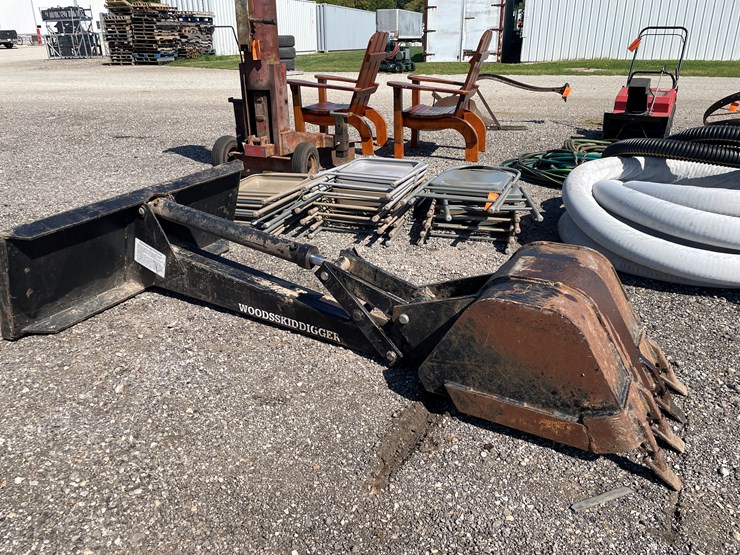 #6310-•-woods-720-universal-mount-skid-steer-attachment-image-2