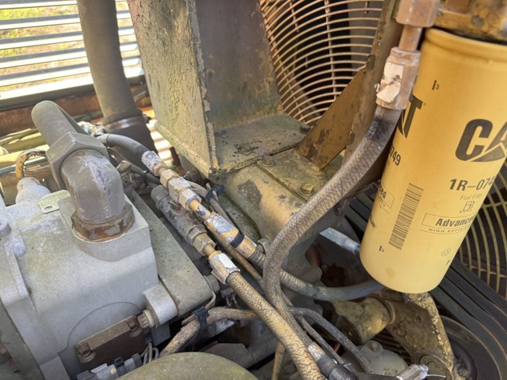 caterpillar-836-image-98